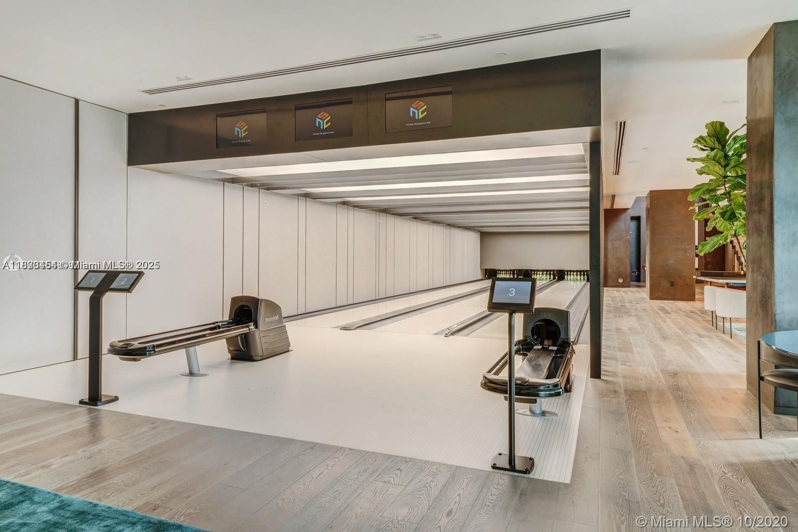 Real estate property located at 480 31st St #1002, Miami-dade, Gran Paraiso Condo, Miami, FL