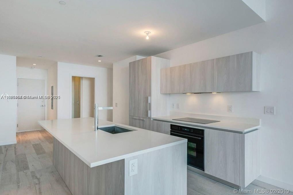 Real estate property located at 480 31st St #1002, Miami-dade, Gran Paraiso Condo, Miami, FL