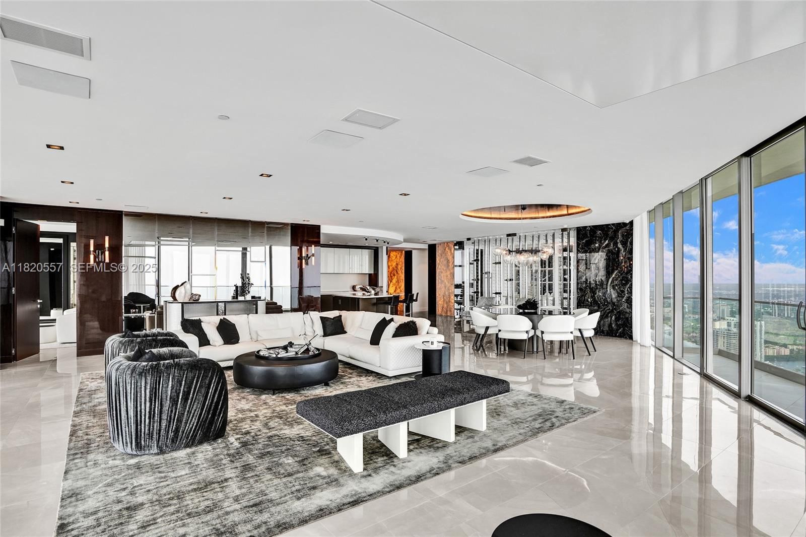 Real estate property located at 18975 Collins Ave #5000 + Cabana #22, Miami-dade, 18975 Collins Condo, Sunny Isles Beach, FL