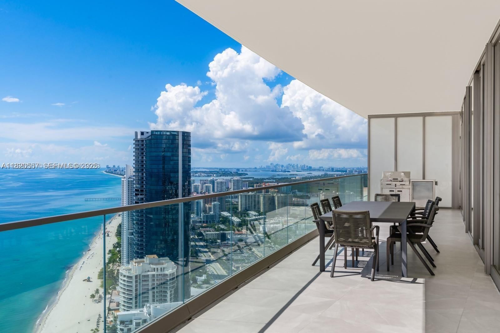 Real estate property located at 18975 Collins Ave #5000 + Cabana #22, Miami-dade, 18975 Collins Condo, Sunny Isles Beach, FL