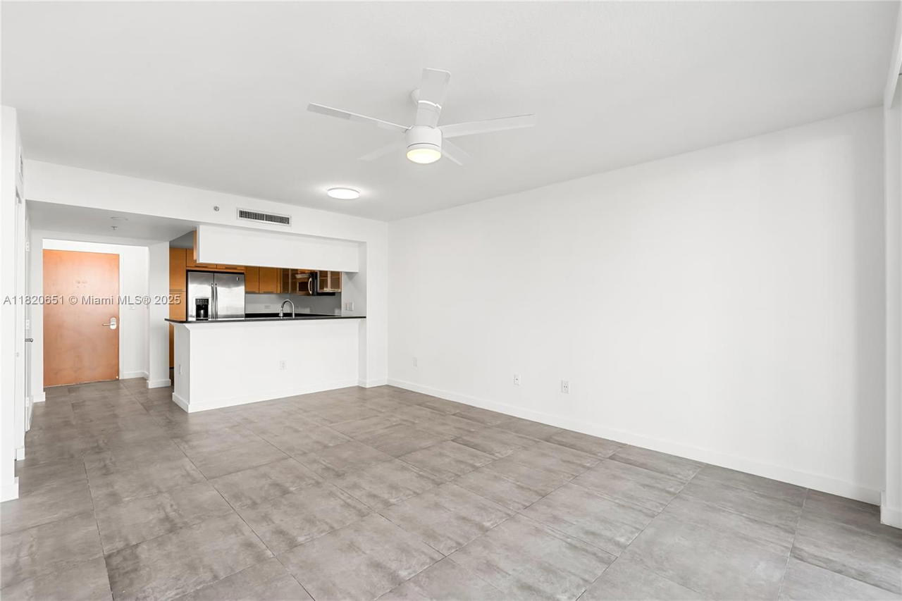 Real estate property located at 31 5th St #707, Miami-dade, Brickell On The River N T, Miami, FL