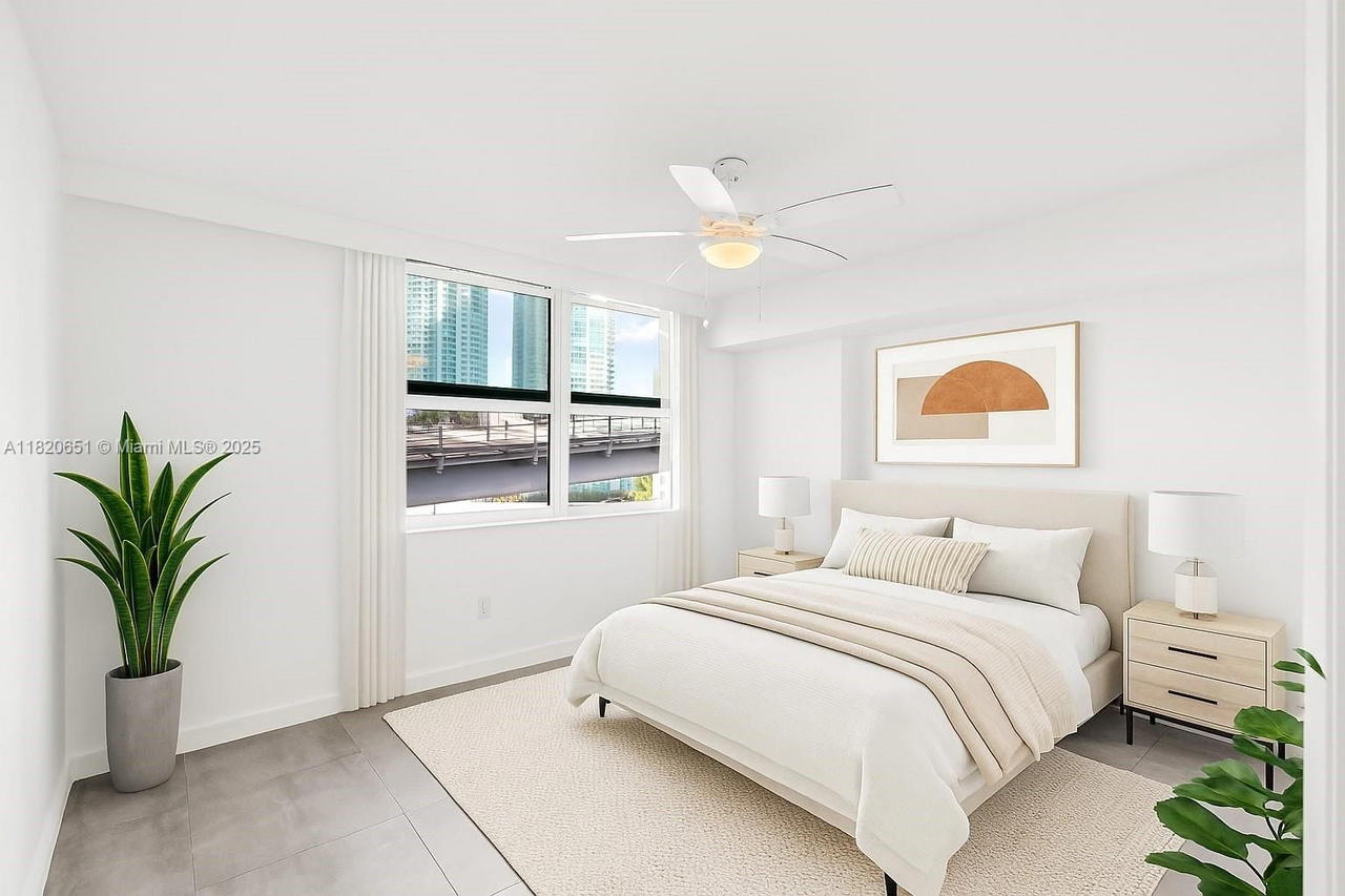 Real estate property located at 31 5th St #707, Miami-dade, Brickell On The River N T, Miami, FL