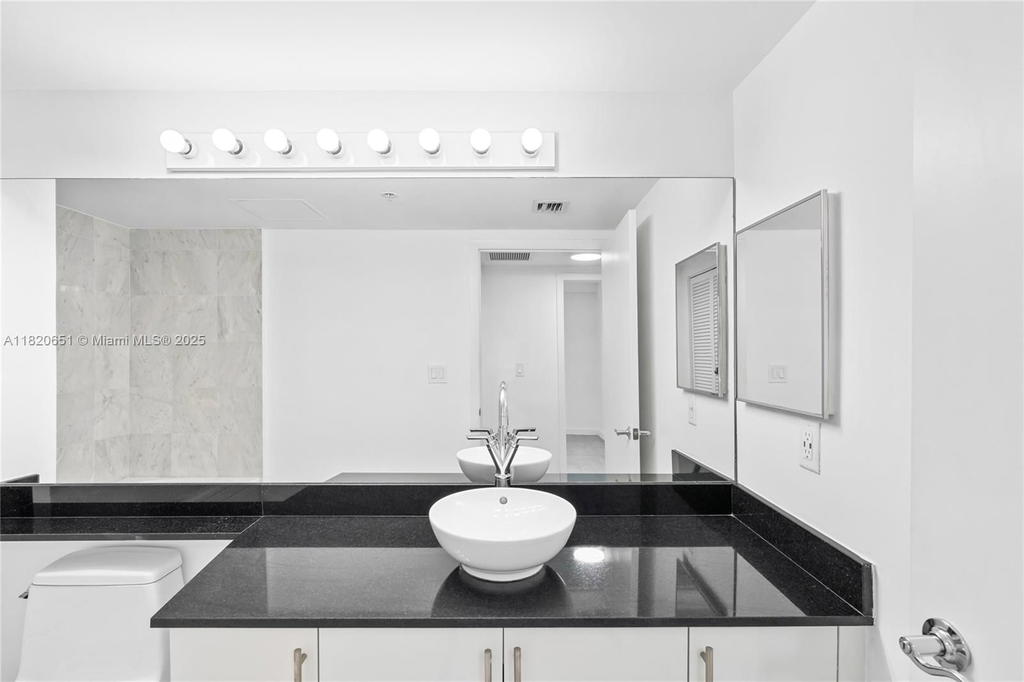 Real estate property located at 31 5th St #707, Miami-dade, Brickell On The River N T, Miami, FL