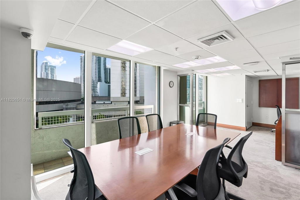 Real estate property located at 31 5th St #707, Miami-dade, Brickell On The River N T, Miami, FL