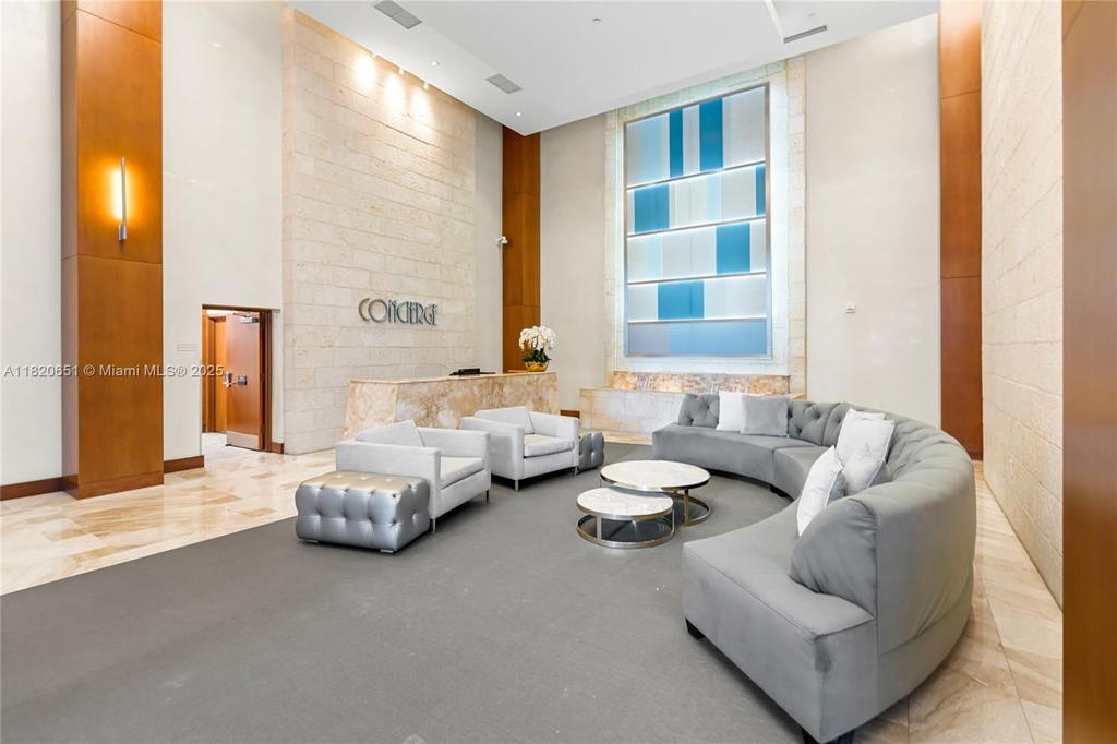 Real estate property located at 31 5th St #707, Miami-dade, Brickell On The River N T, Miami, FL