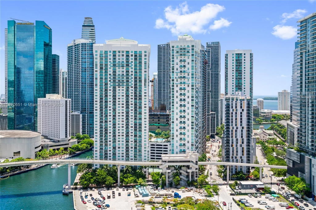 Real estate property located at 31 5th St #707, Miami-dade, Brickell On The River N T, Miami, FL