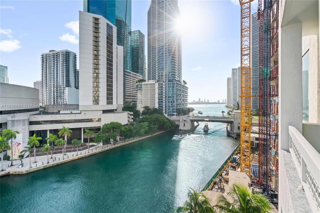 Real estate property located at 31 5th St #707, Miami-dade, Brickell On The River N T, Miami, FL