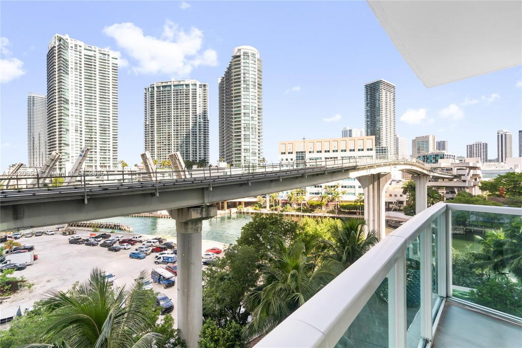 Real estate property located at 31 5th St #707, Miami-dade, Brickell On The River N T, Miami, FL