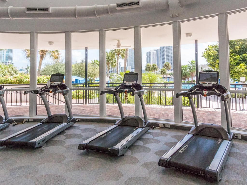 Real estate property located at 2500 PARKVIEW DRIVE #1717, Broward, Olympus Condo, Hallandale Beach, FL
