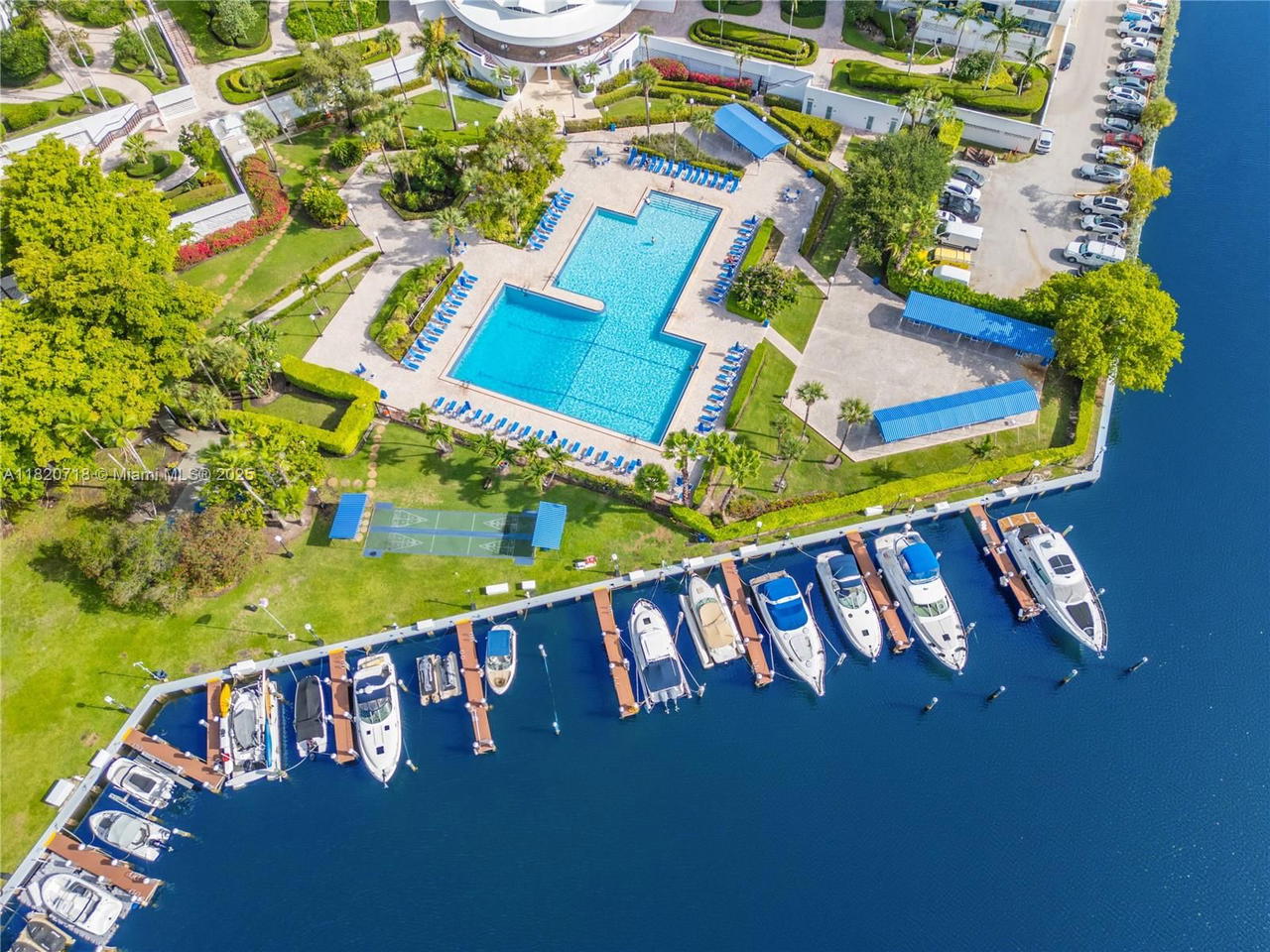 Real estate property located at 2500 PARKVIEW DRIVE #1717, Broward, Olympus Condo, Hallandale Beach, FL