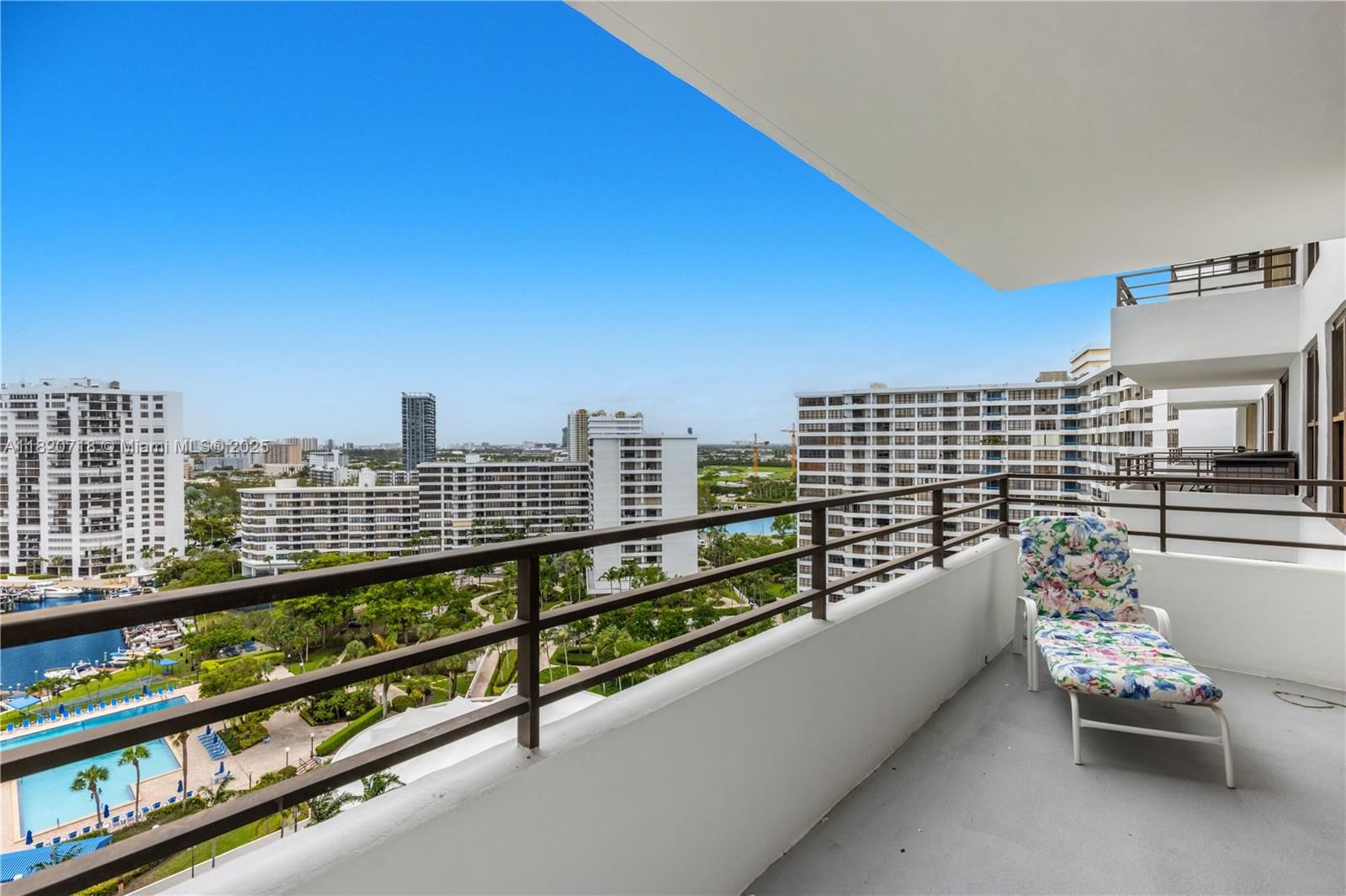 Real estate property located at 2500 PARKVIEW DRIVE #1717, Broward, Olympus Condo, Hallandale Beach, FL