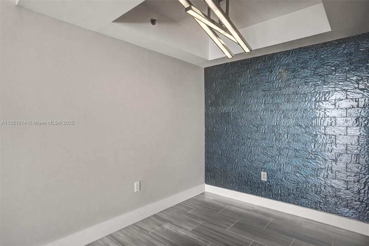 Real estate property located at 1200 Brickell Bay Dr #2501, Miami-dade, The Club At Brickell Bay, Miami, FL