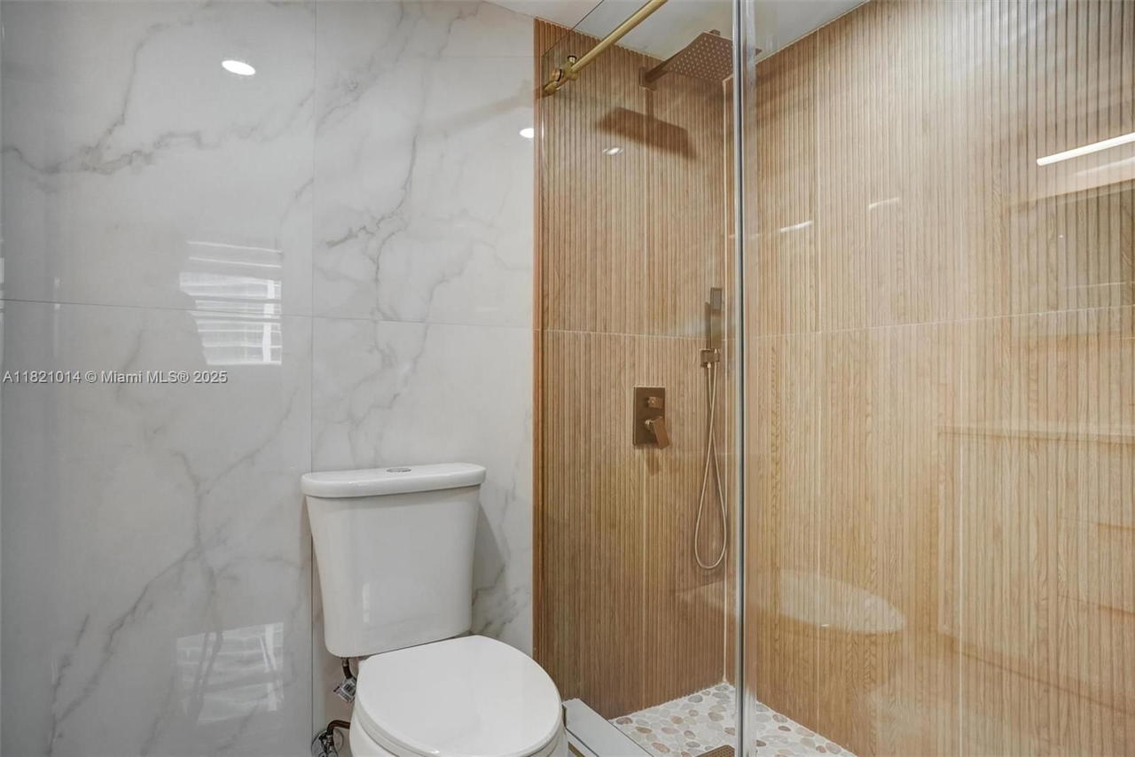 Real estate property located at 1200 Brickell Bay Dr #2501, Miami-dade, The Club At Brickell Bay, Miami, FL
