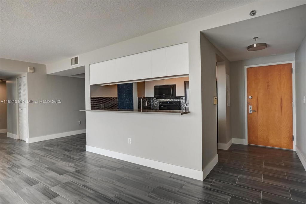 Real estate property located at 1200 Brickell Bay Dr #2501, Miami-dade, The Club At Brickell Bay, Miami, FL