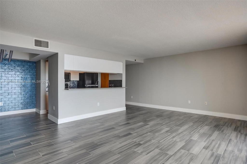 Real estate property located at 1200 Brickell Bay Dr #2501, Miami-dade, The Club At Brickell Bay, Miami, FL