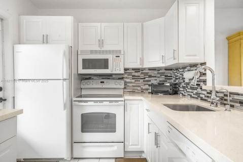Real estate property located at 4706 36th St #616, Broward, Seagrape Gardens Condo, Lauderdale Lakes, FL