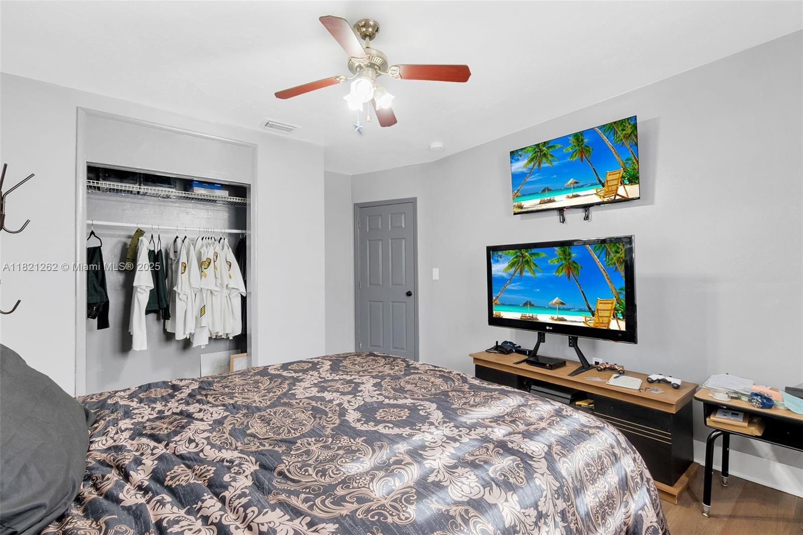 Real estate property located at 7631 Miramar Pkwy, Broward, Miramar Sec 7, Miramar, FL