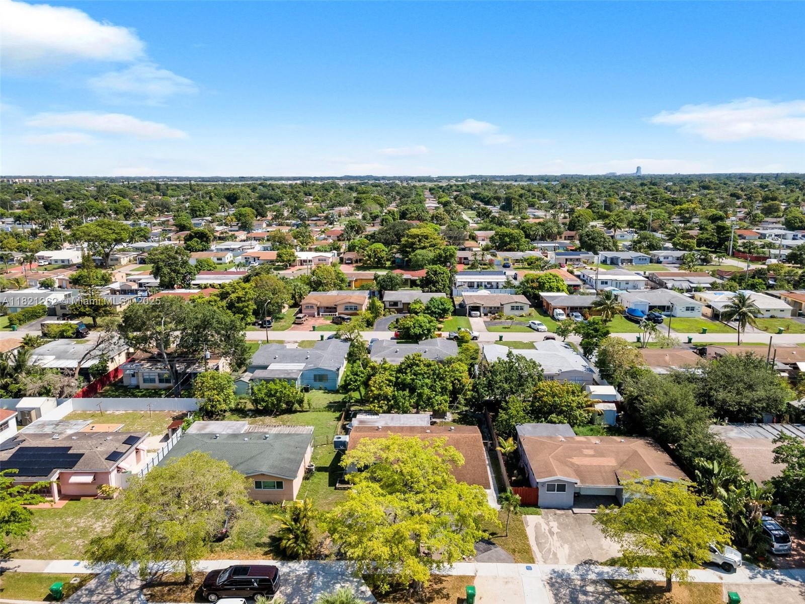 Real estate property located at 7631 Miramar Pkwy, Broward, Miramar Sec 7, Miramar, FL