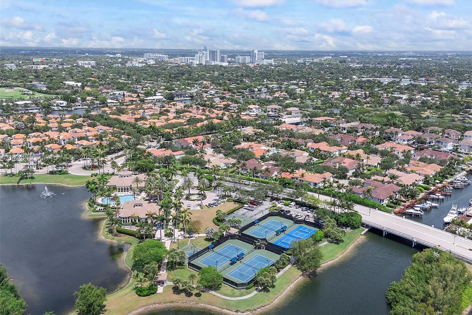 Real estate property located at 1382 Harbor Vw W, Broward, Three Islands 3rd Section, Hollywood, FL
