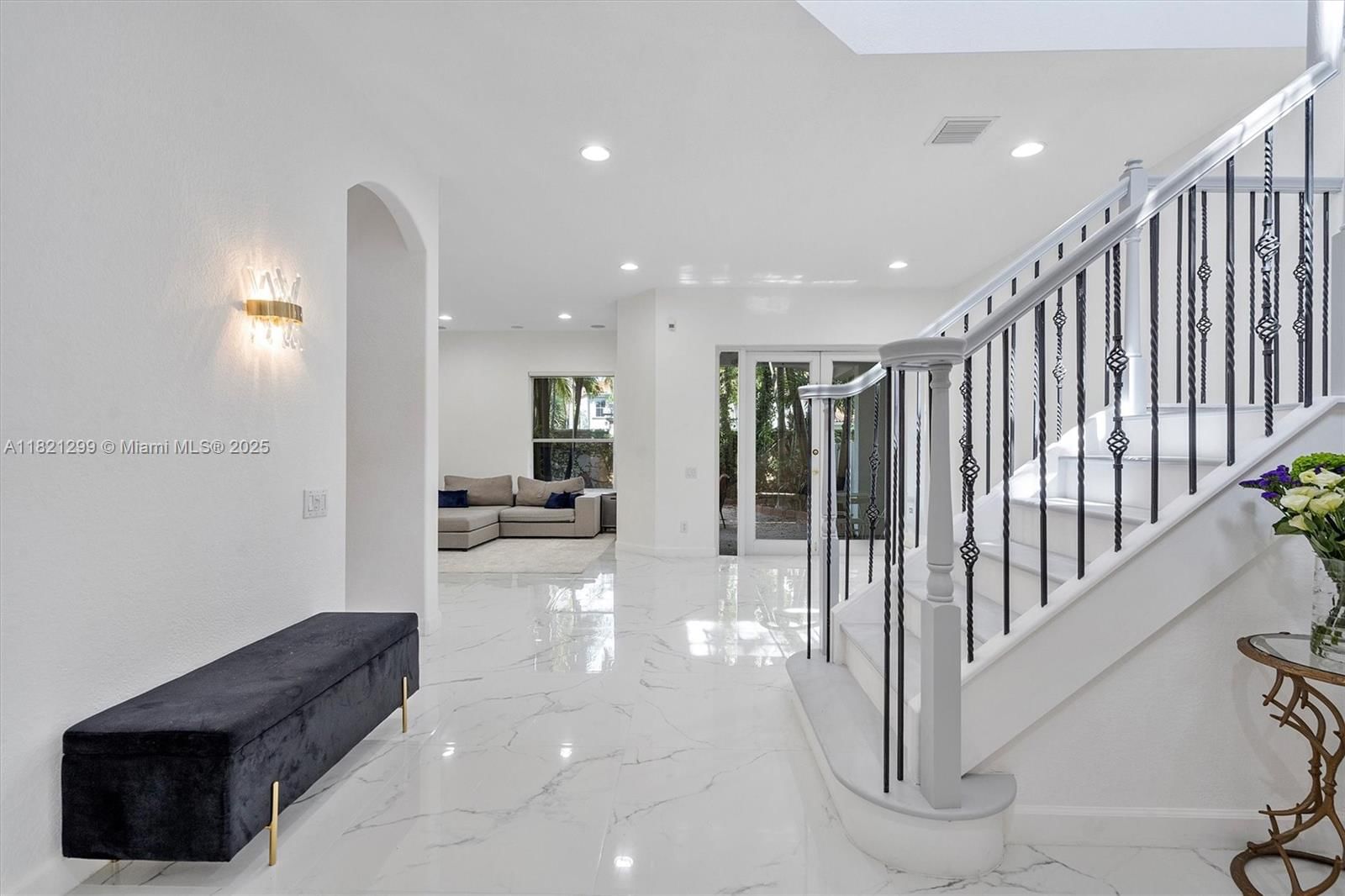 Real estate property located at 1382 Harbor Vw W, Broward, Three Islands 3rd Section, Hollywood, FL