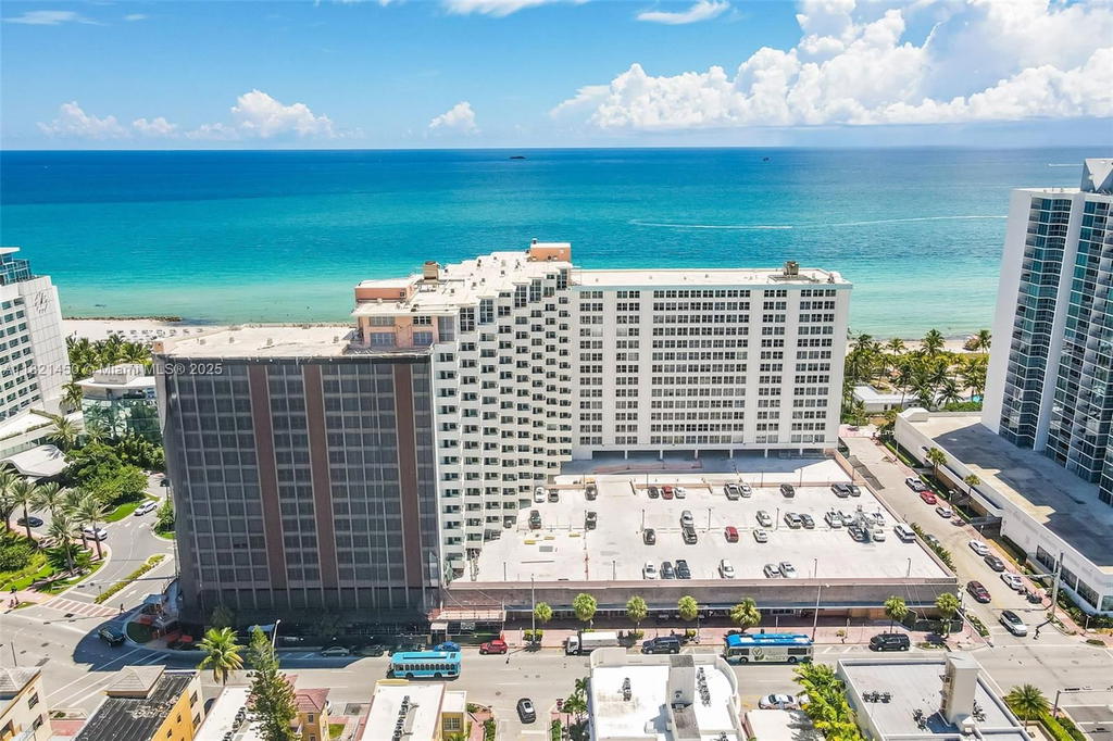 Real estate property located at 2899 Collins Ave #821, Miami-dade, Triton Tower Condo, Miami Beach, FL