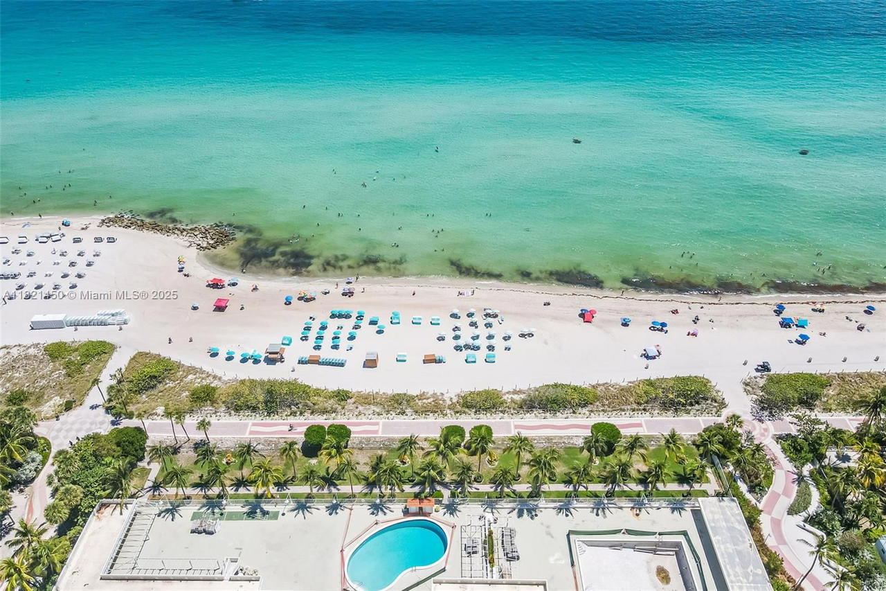 Real estate property located at 2899 Collins Ave #821, Miami-dade, Triton Tower Condo, Miami Beach, FL