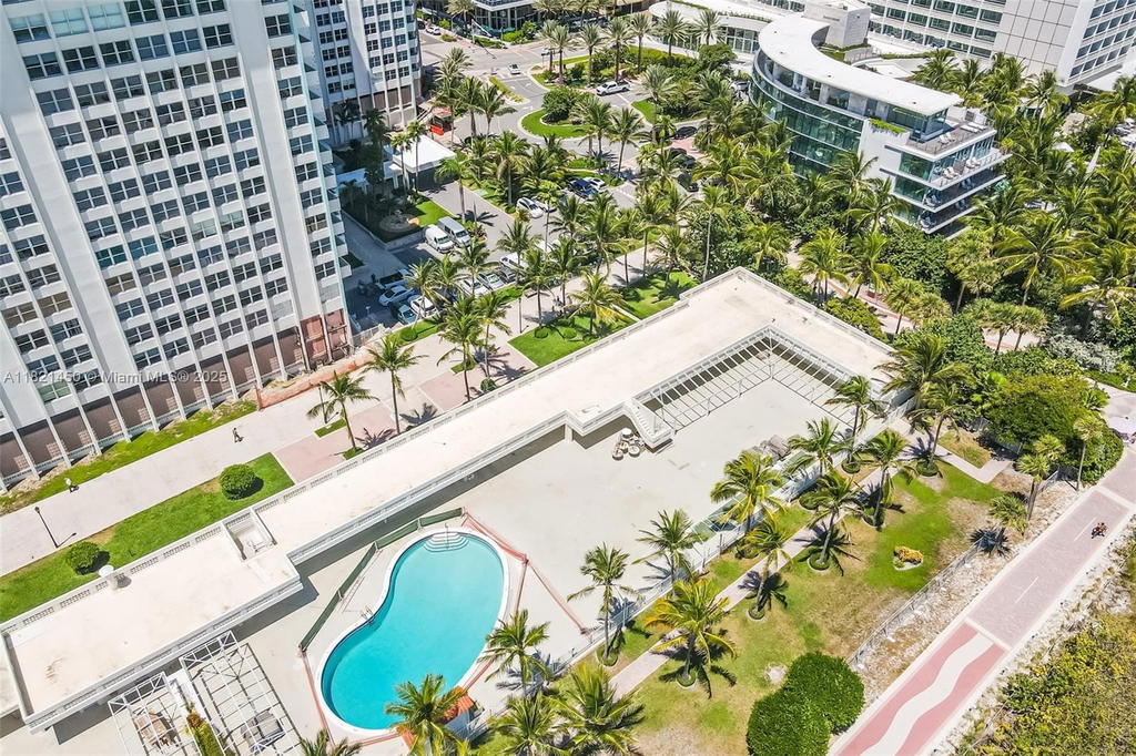 Real estate property located at 2899 Collins Ave #821, Miami-dade, Triton Tower Condo, Miami Beach, FL