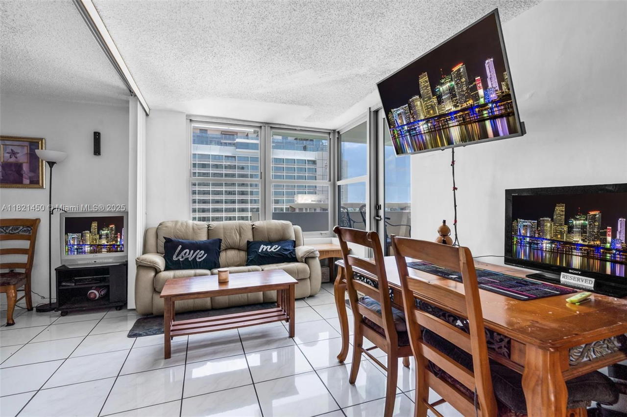 Real estate property located at 2899 Collins Ave #821, Miami-dade, Triton Tower Condo, Miami Beach, FL