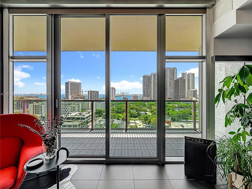 Real estate property located at 3301 1st Ave H1215, Miami-dade, Four Midtown Miami Condo, Miami, FL