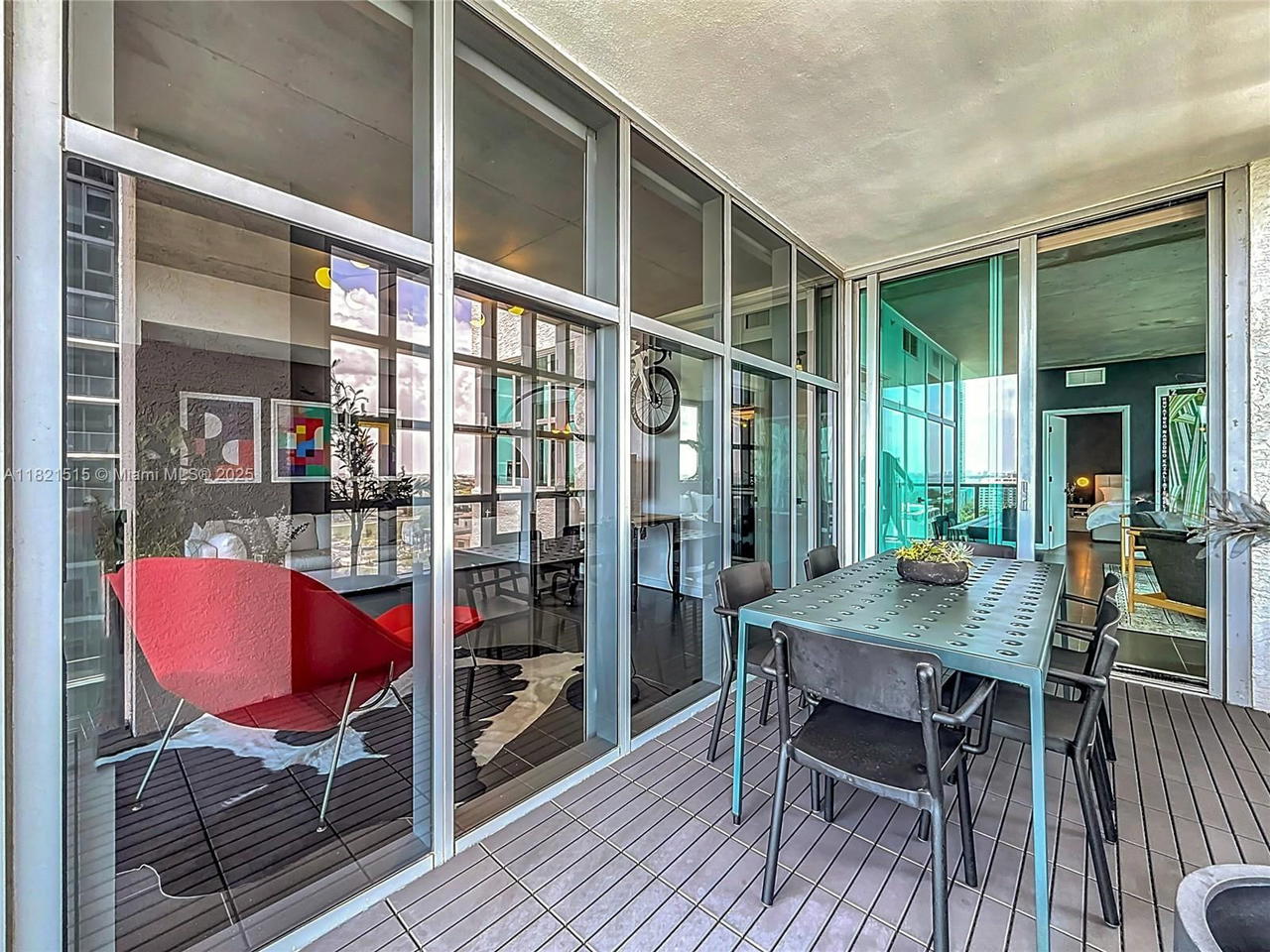 Real estate property located at 3301 1st Ave H1215, Miami-dade, Four Midtown Miami Condo, Miami, FL