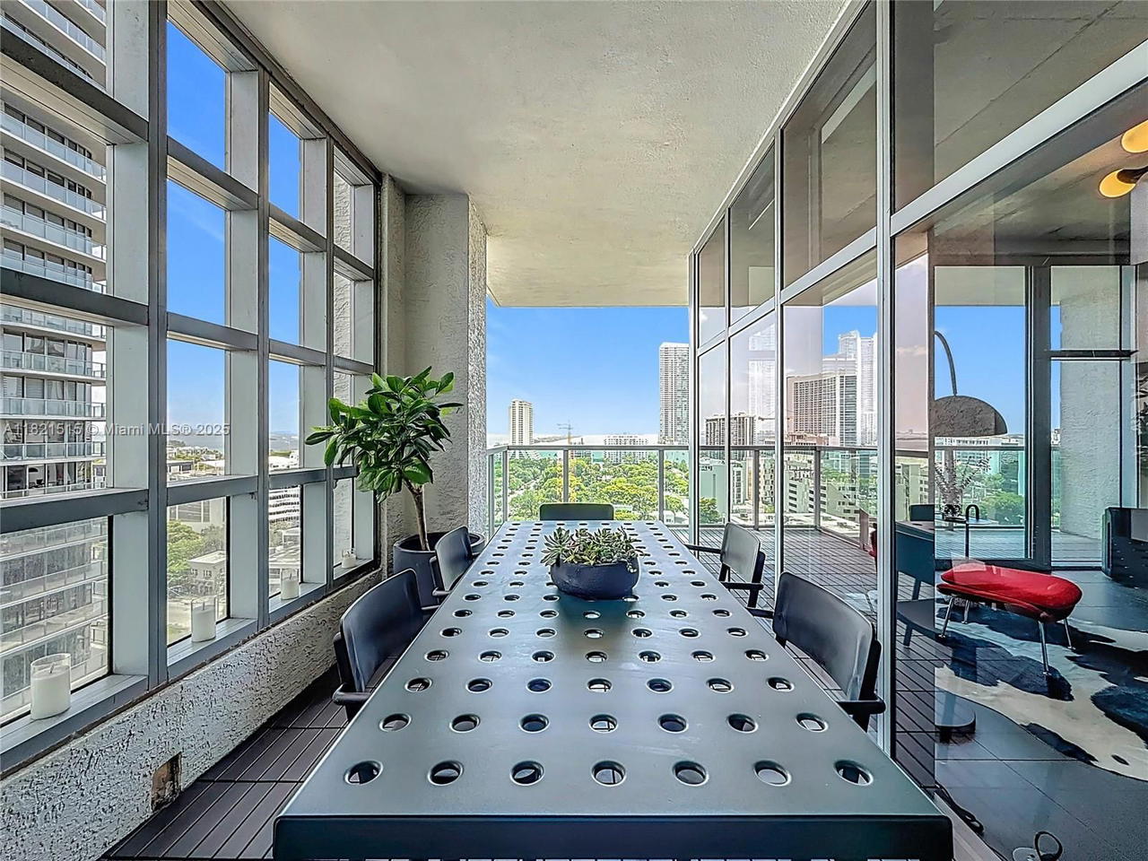 Real estate property located at 3301 1st Ave H1215, Miami-dade, Four Midtown Miami Condo, Miami, FL