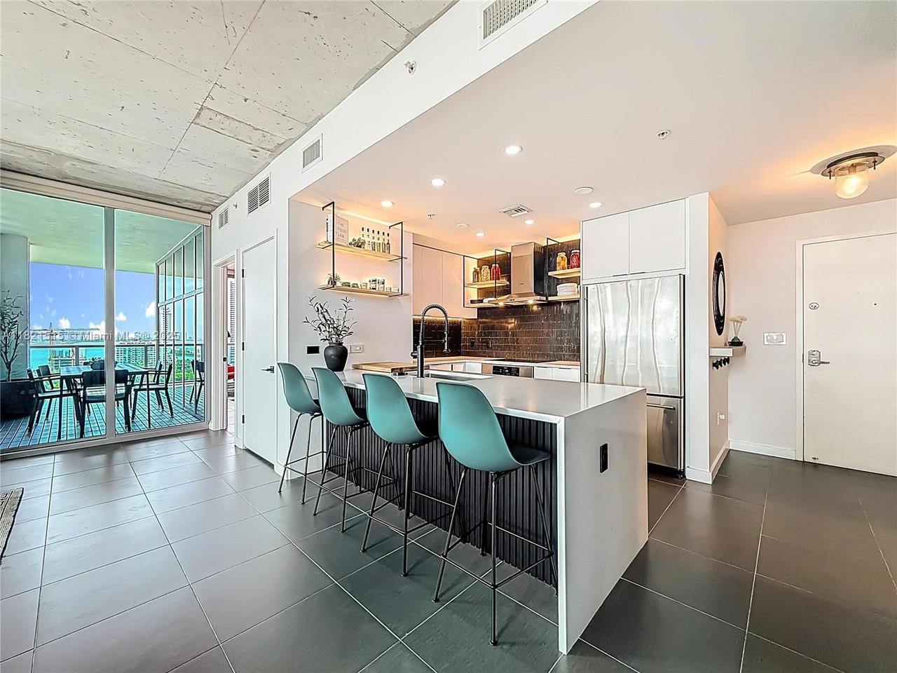 Real estate property located at 3301 1st Ave H1215, Miami-dade, Four Midtown Miami Condo, Miami, FL