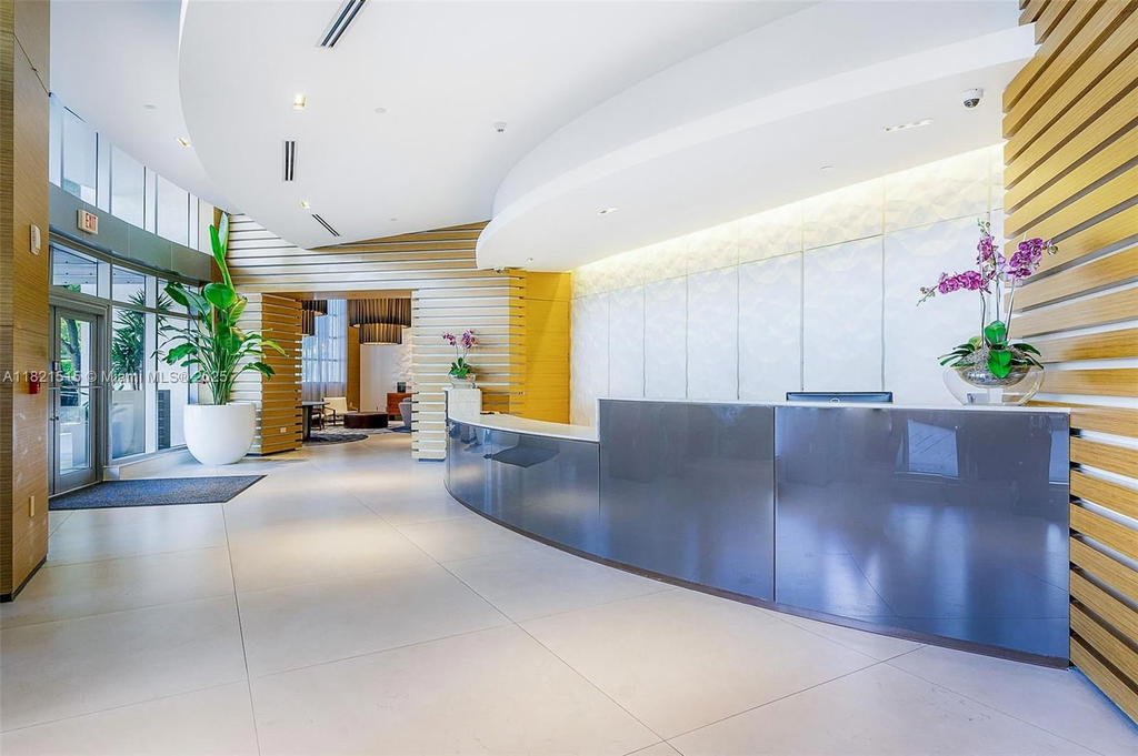 Real estate property located at 3301 1st Ave H1215, Miami-dade, Four Midtown Miami Condo, Miami, FL