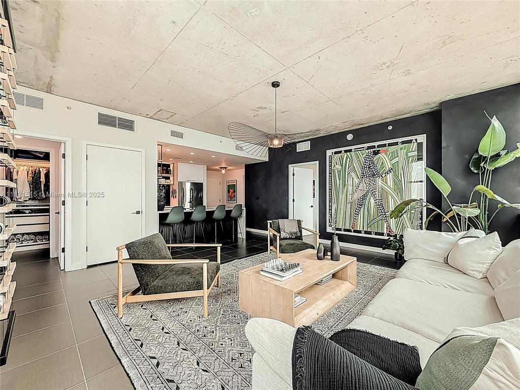 Real estate property located at 3301 1st Ave H1215, Miami-dade, Four Midtown Miami Condo, Miami, FL
