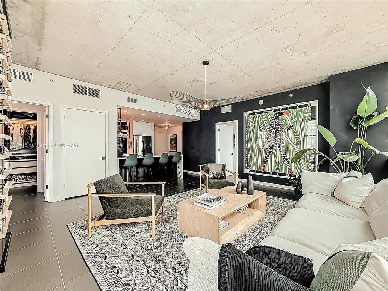 Real estate property located at 3301 1st Ave H1215, Miami-dade, Four Midtown Miami Condo, Miami, FL