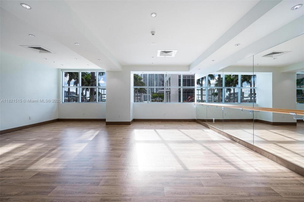 Real estate property located at 3301 1st Ave H1215, Miami-dade, Four Midtown Miami Condo, Miami, FL