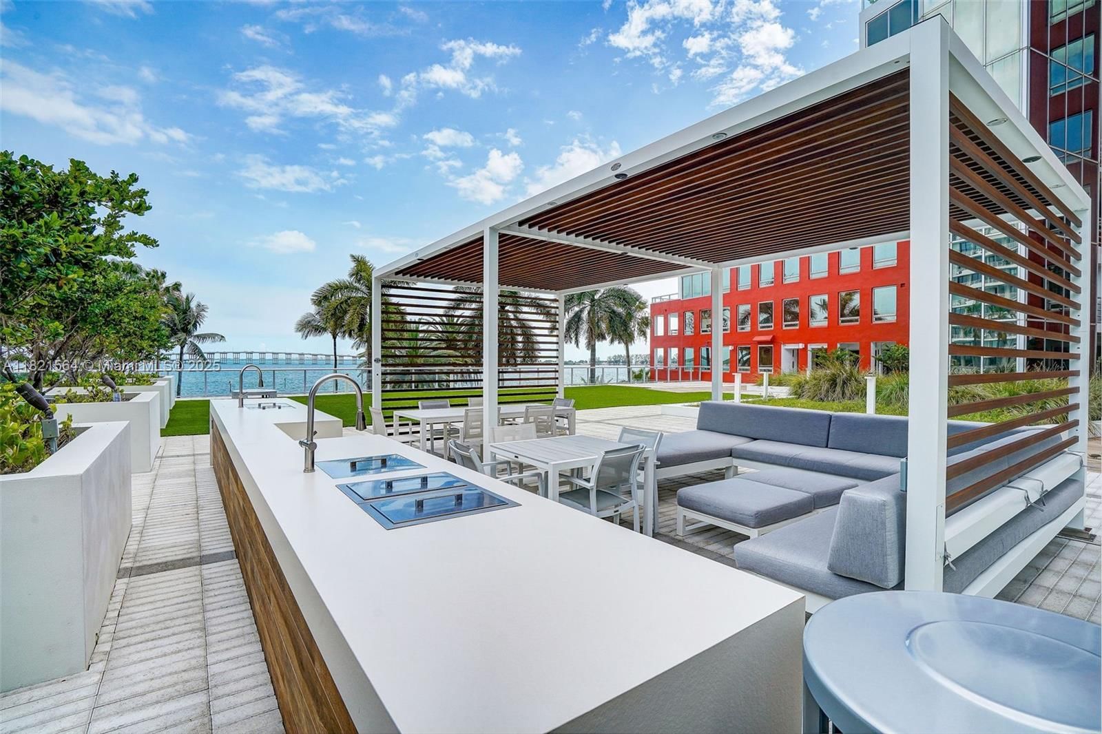 Real estate property located at 1541 Brickell Ave A2102, Miami-dade, The Palace Condo, Miami, FL