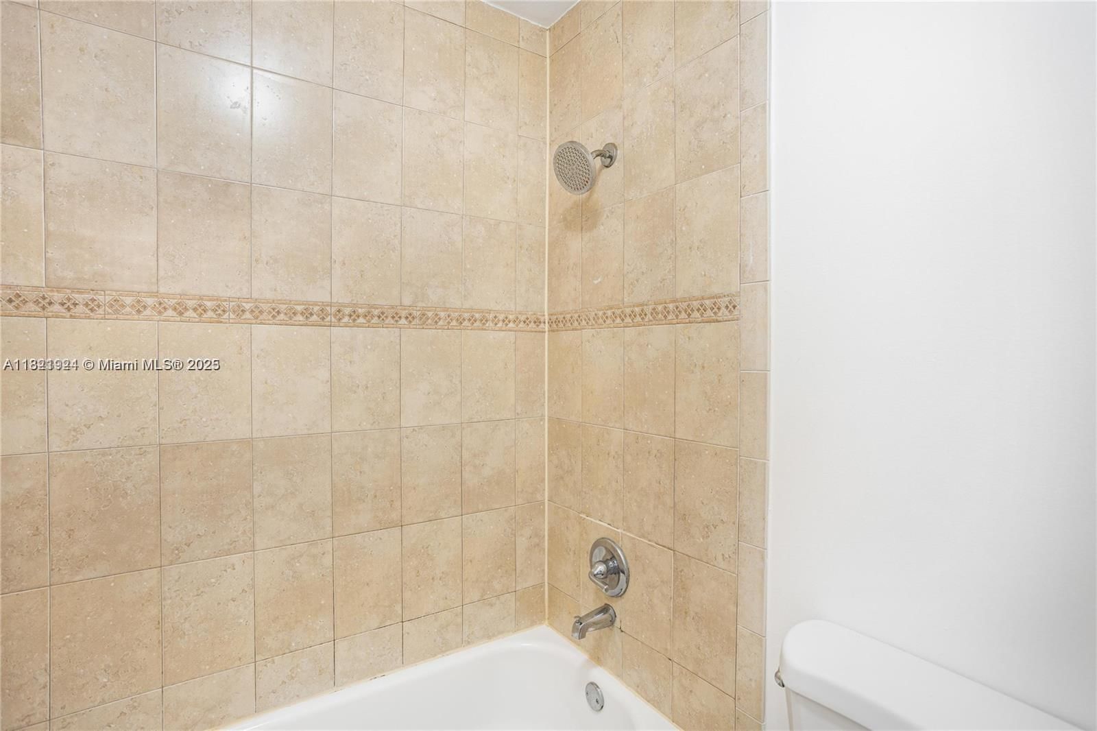 Real estate property located at 2203 80th Ter #2203, Broward, Verano At Miramar Condo, Miramar, FL