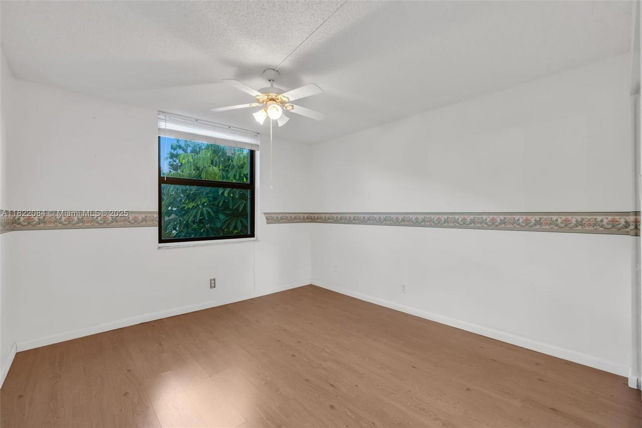 Real estate property located at 7331 18th St #205, Broward, 32 Of Palm Springs 3 Cond, Margate, FL