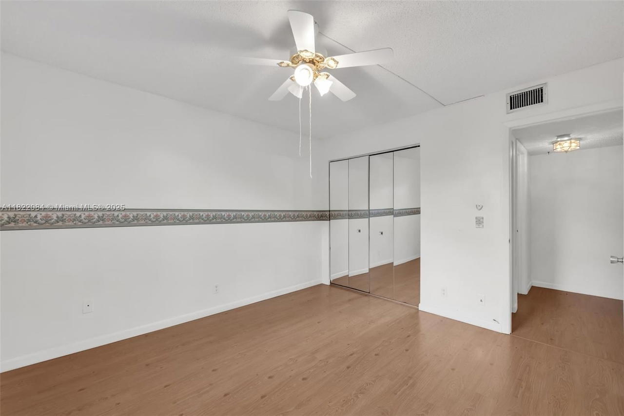 Real estate property located at 7331 18th St #205, Broward, 32 Of Palm Springs 3 Cond, Margate, FL
