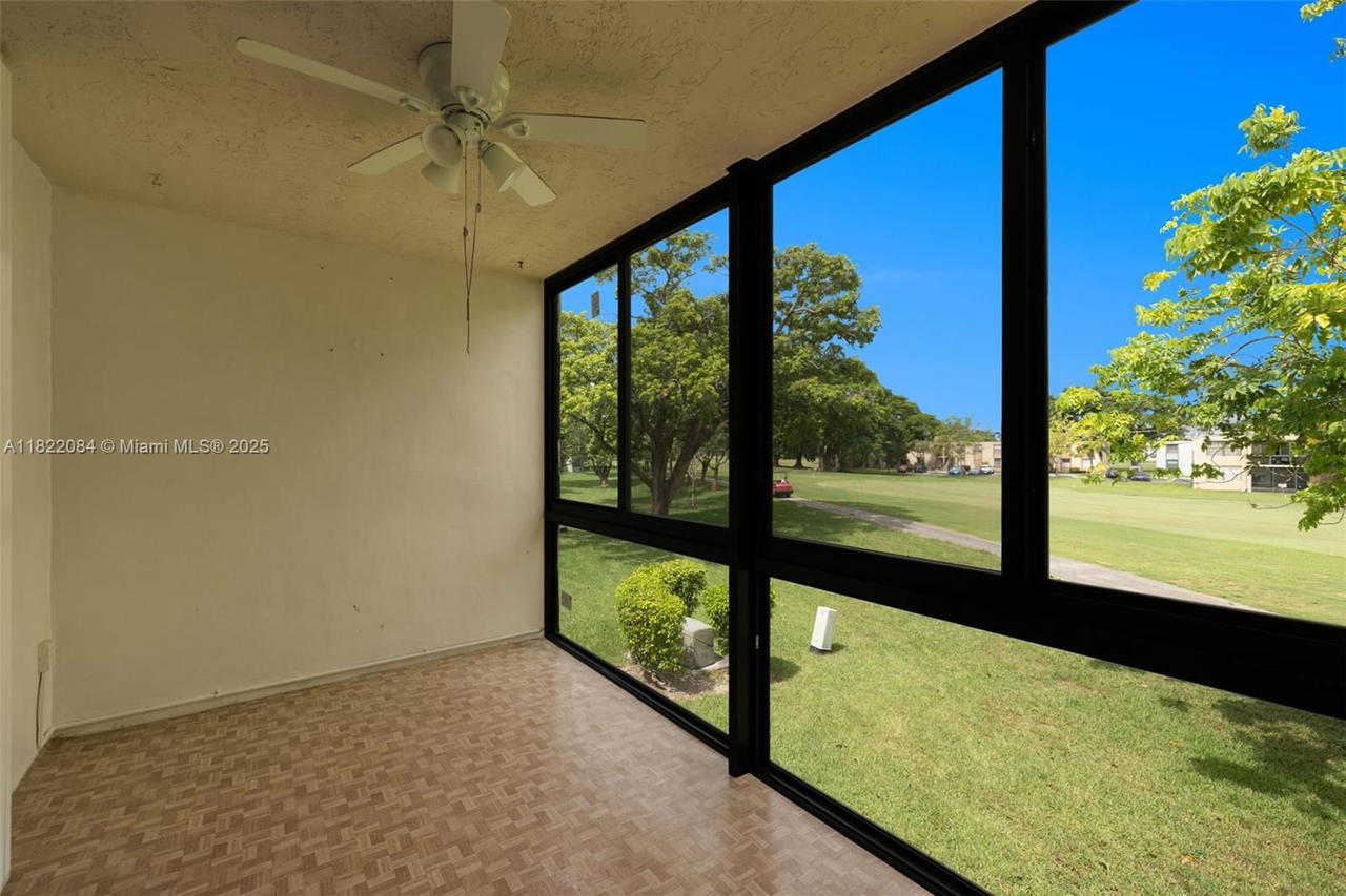 Real estate property located at 7331 18th St #205, Broward, 32 Of Palm Springs 3 Cond, Margate, FL
