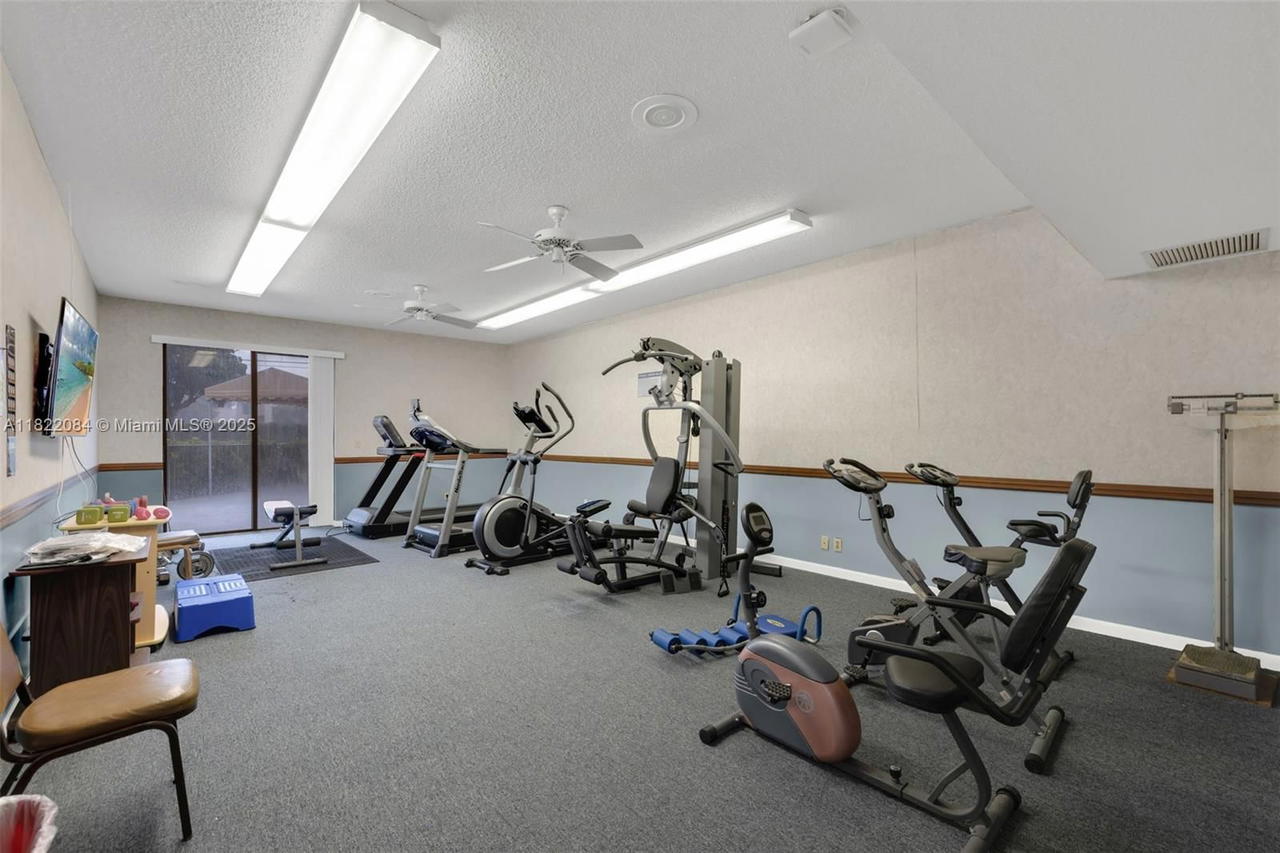 Real estate property located at 7331 18th St #205, Broward, 32 Of Palm Springs 3 Cond, Margate, FL
