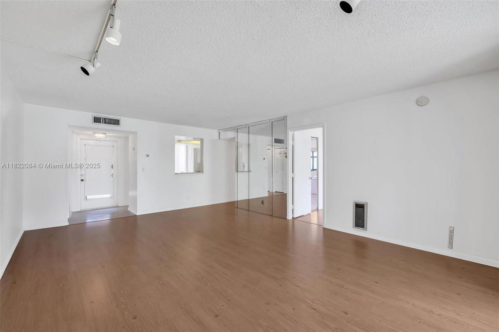 Real estate property located at 7331 18th St #205, Broward, 32 Of Palm Springs 3 Cond, Margate, FL