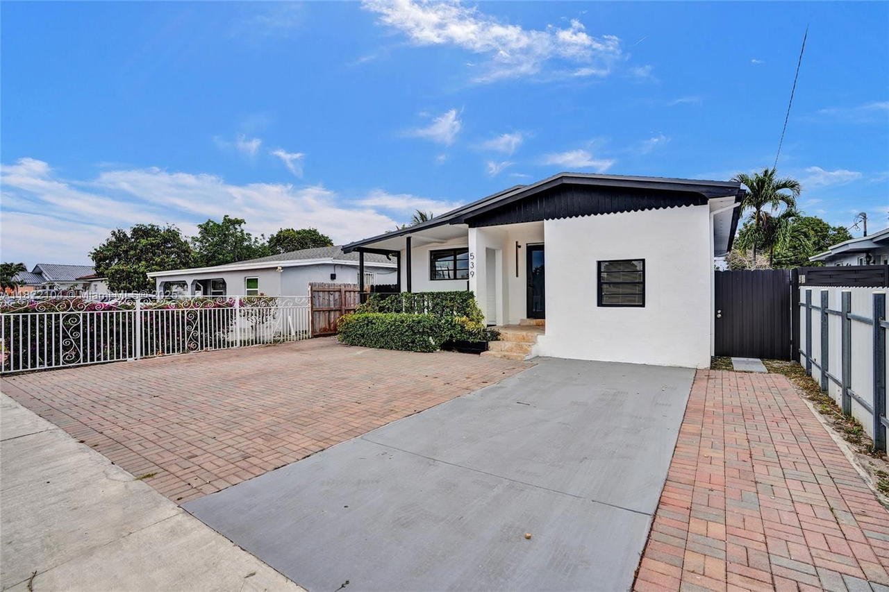 Real estate property located at 539 30th St, Miami-dade, Hialeah 13th Addn Amd Pl, Hialeah, FL