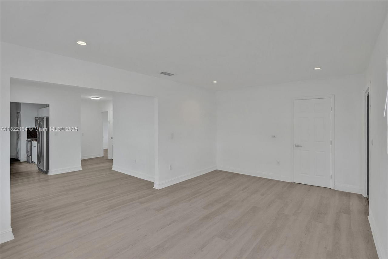 Real estate property located at 539 30th St, Miami-dade, Hialeah 13th Addn Amd Pl, Hialeah, FL