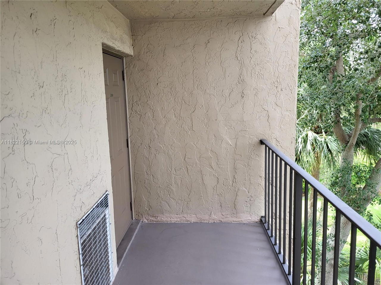 Real estate property located at 3150 Rolling Hills Cir #310, Broward, Rolling Hills Golf And Te, Davie, FL