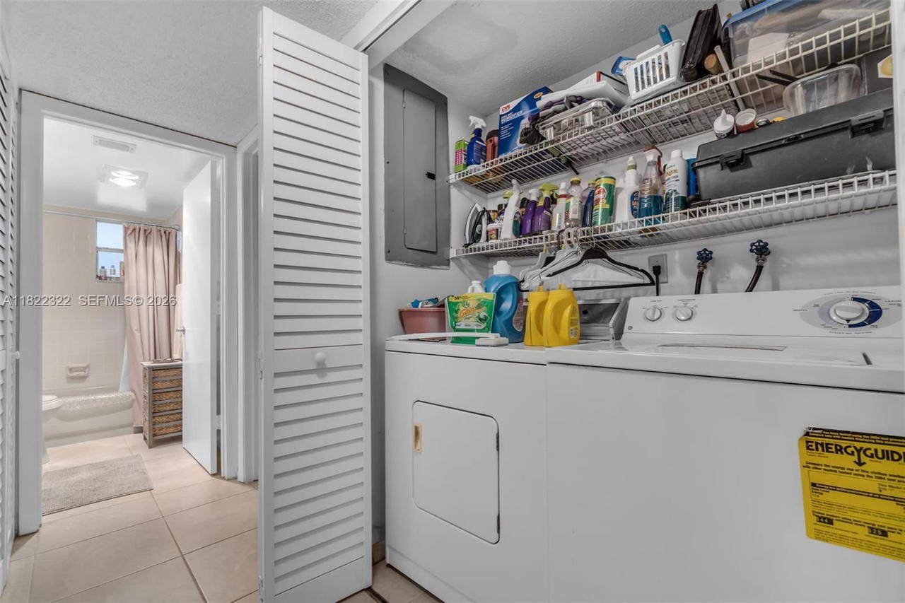 Real estate property located at 17000 67th Ave #126, Miami-dade, Country Lane Condo #2, Hialeah, FL