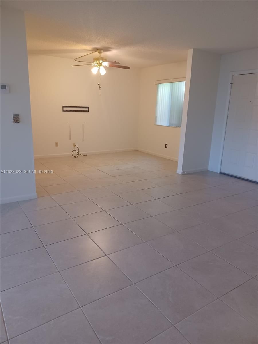Real estate property located at 17000 67th Ave #126, Miami-dade, Country Lane Condo #2, Hialeah, FL