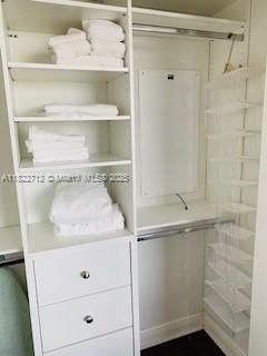 Real estate property located at 90 3rd St #3010, Miami-dade, Ivy Condo, Miami, FL