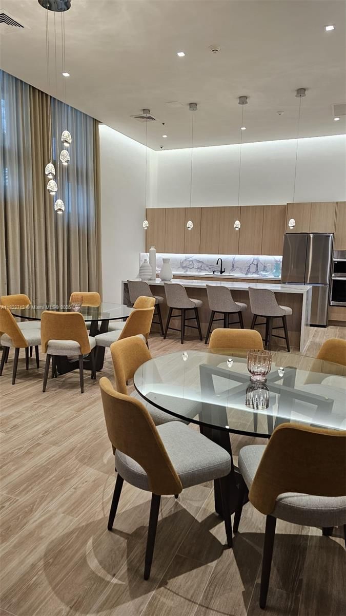 Real estate property located at 90 3rd St #3010, Miami-dade, Ivy Condo, Miami, FL